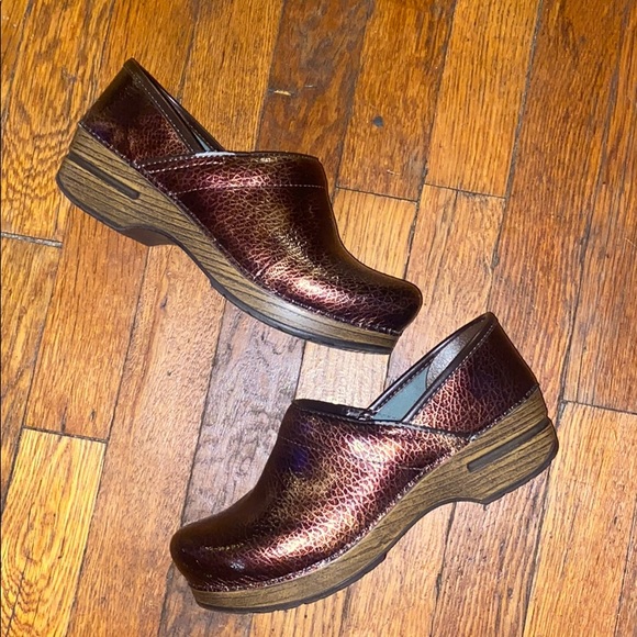 dansko bronze metallic